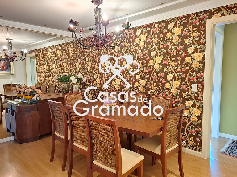 Espetacular 3 Suítes no Centro de Gramado