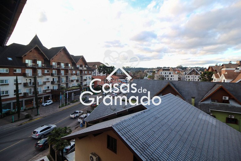 Charmosa Cobertura Duplex 4 Quartos no Centro