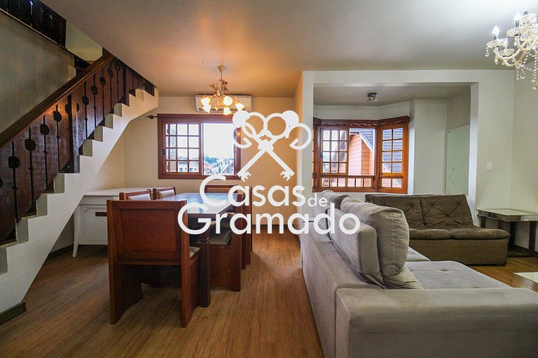 Charmosa Cobertura Duplex 4 Quartos no Centro