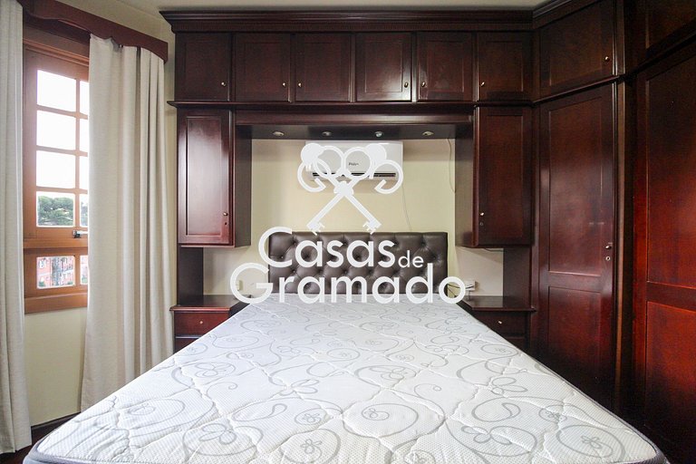 Charmosa Cobertura Duplex 4 Quartos no Centro