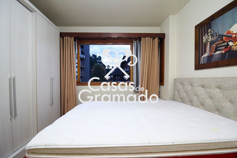 Charmosa Cobertura Duplex 4 Quartos no Centro