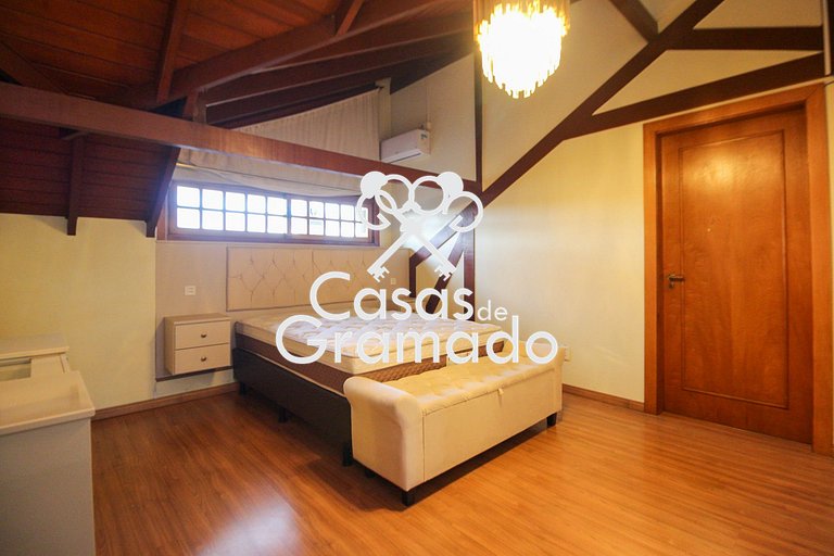 Charmosa Cobertura Duplex 4 Quartos no Centro