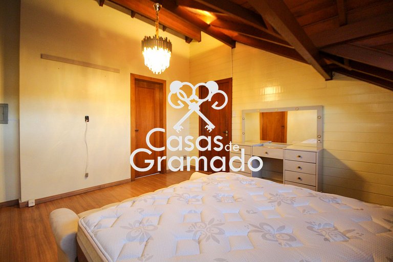 Charmosa Cobertura Duplex 4 Quartos no Centro