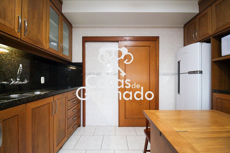 Charmosa Cobertura Duplex 4 Quartos no Centro