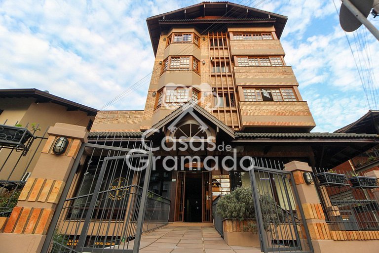 Apartamento Cobertura Dúplex à venda, 4 dormitórios, 2 Suíte