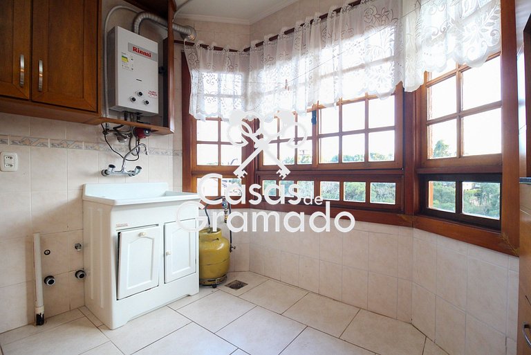 Charmosa Cobertura Duplex 4 Quartos no Centro