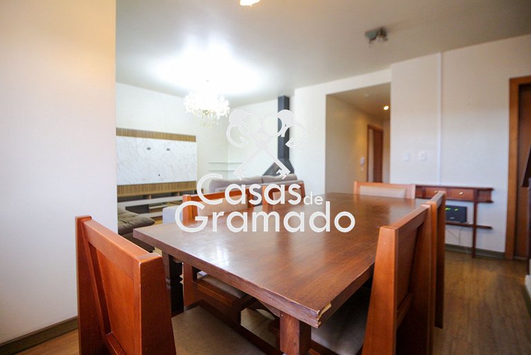 Charmosa Cobertura Duplex 4 Quartos no Centro