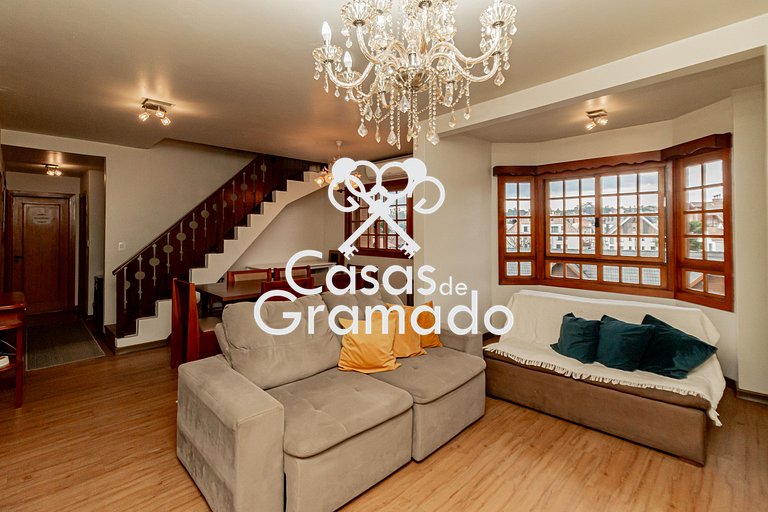 Charmosa Cobertura Duplex 4 Quartos no Centro