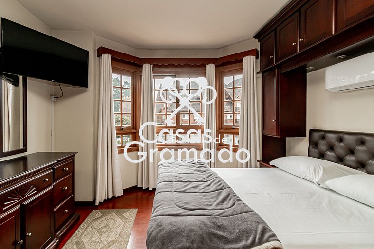 Charmosa Cobertura Duplex 4 Quartos no Centro