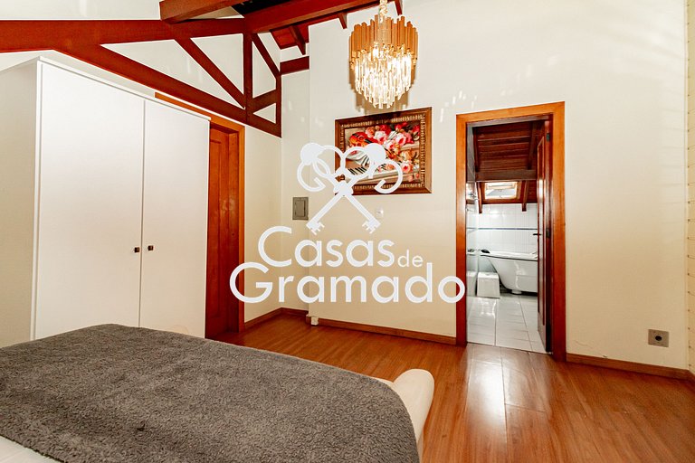 Charmosa Cobertura Duplex 4 Quartos no Centro