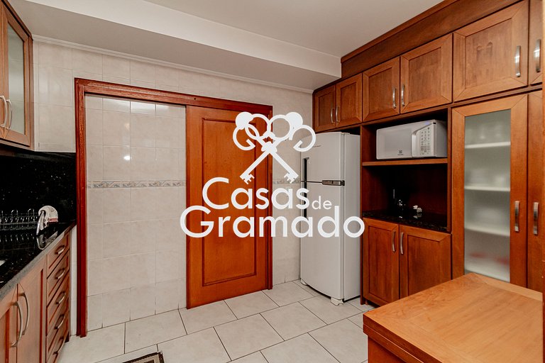 Charmosa Cobertura Duplex 4 Quartos no Centro