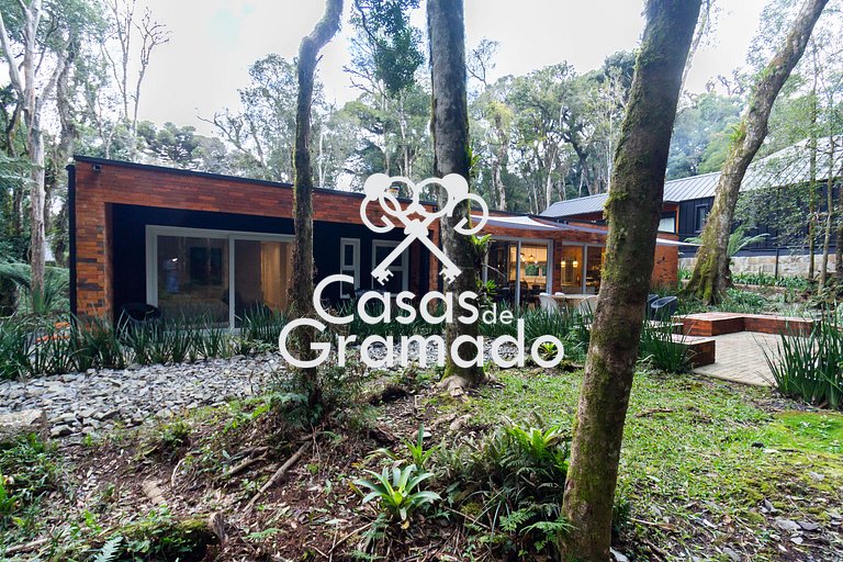 Exuberante Casa em condomínio à venda - 04 suítes, 04 vagas