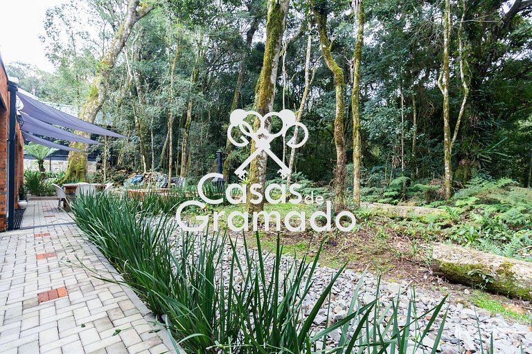 Exuberante Casa em condomínio à venda - 04 suítes, 04 vagas