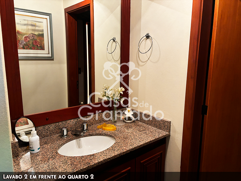 Flat Central Junto ao Wish Resort