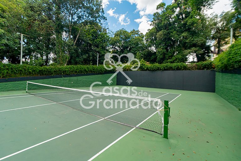 Flat Central Junto ao Wish Resort