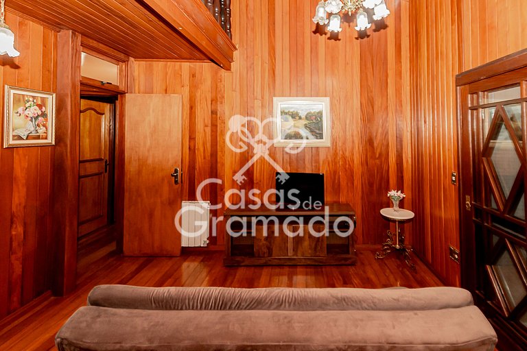 Espetacular Chalé 4 Quartos em Condomínio