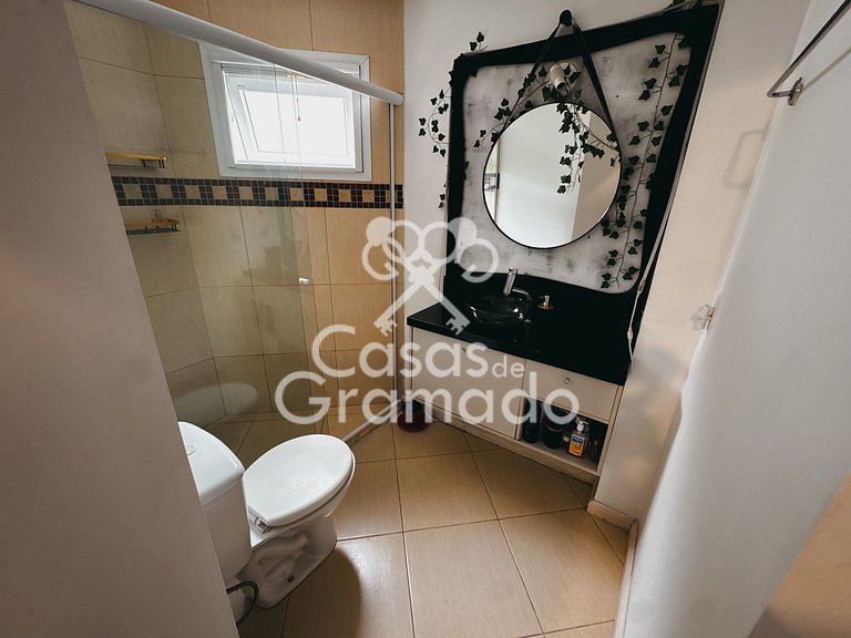 Lindíssimo Triplex à venda em Condomínio, 3 Suítes 01 garage