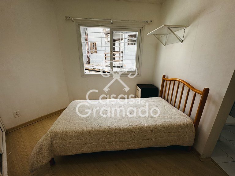 Lindíssimo Triplex à venda em Condomínio, 3 Suítes 01 garage