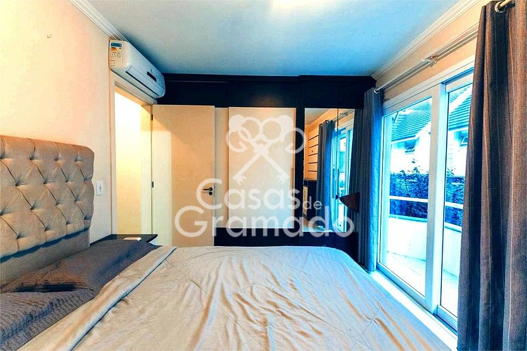 Lindíssimo Triplex à venda em Condomínio, 3 Suítes 01 garage