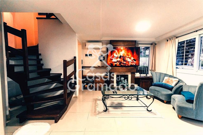 Lindíssimo Triplex à venda em Condomínio, 3 Suítes 01 garage