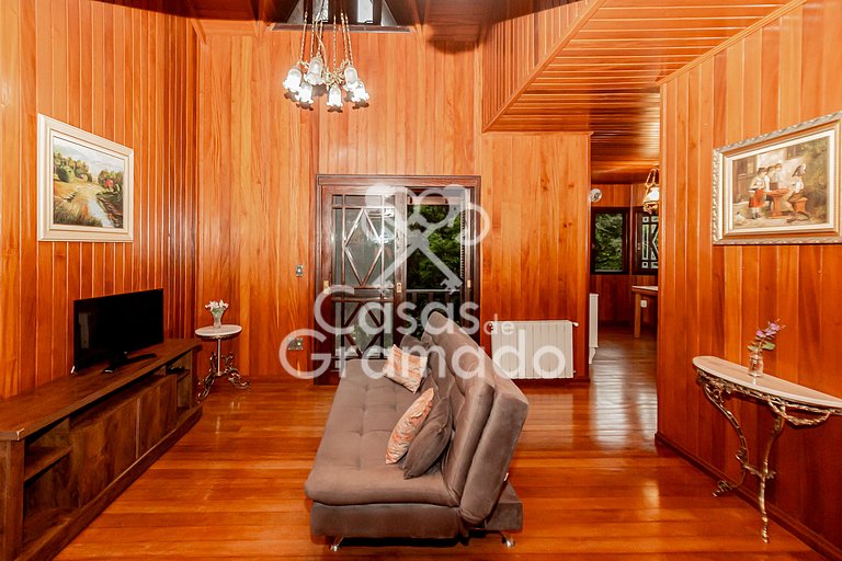 Espetacular Chalé 3 Quartos em Condomínio