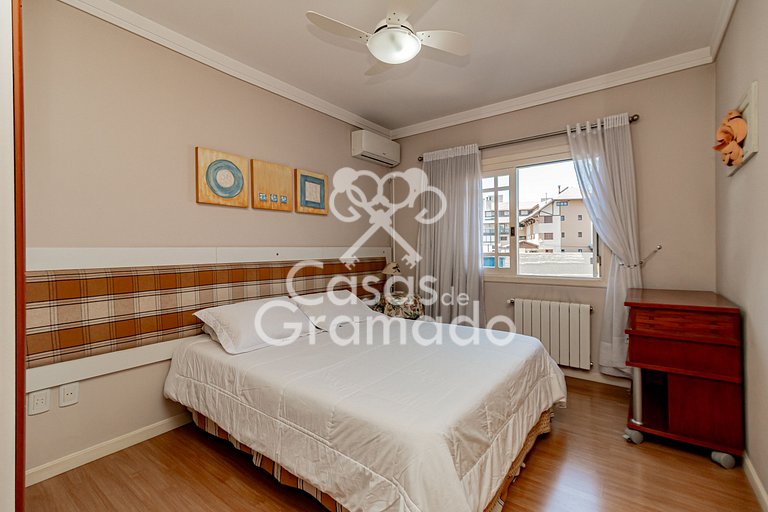 Espetacular 3 Suítes no Centro de Gramado