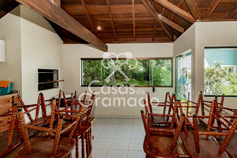 Espetacular 3 Suítes no Centro de Gramado