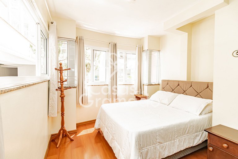 Estúdio em Condomínio Luxuoso e Central