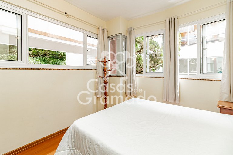 Estúdio em Condomínio Luxuoso e Central