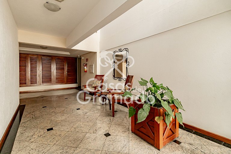 Estúdio em Condomínio Luxuoso e Central