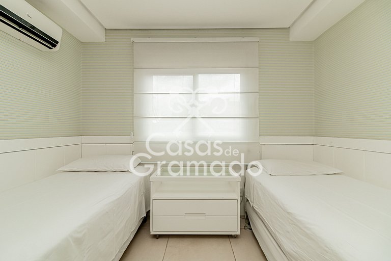 Perfeito 2 Suítes a 50m da Rua Coberta