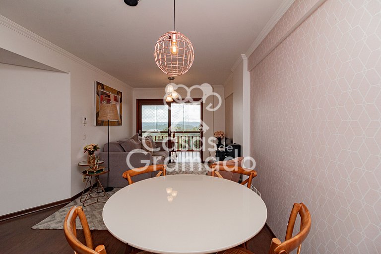 Apartamento 02 suítes, Vista Panorâmica para o Vale - 02 vag