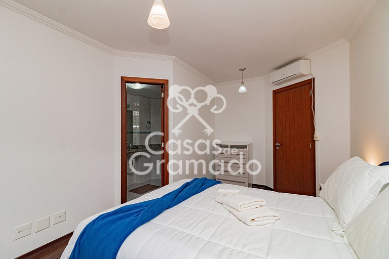 Apartamento 02 suítes, Vista Panorâmica para o Vale - 02 vag