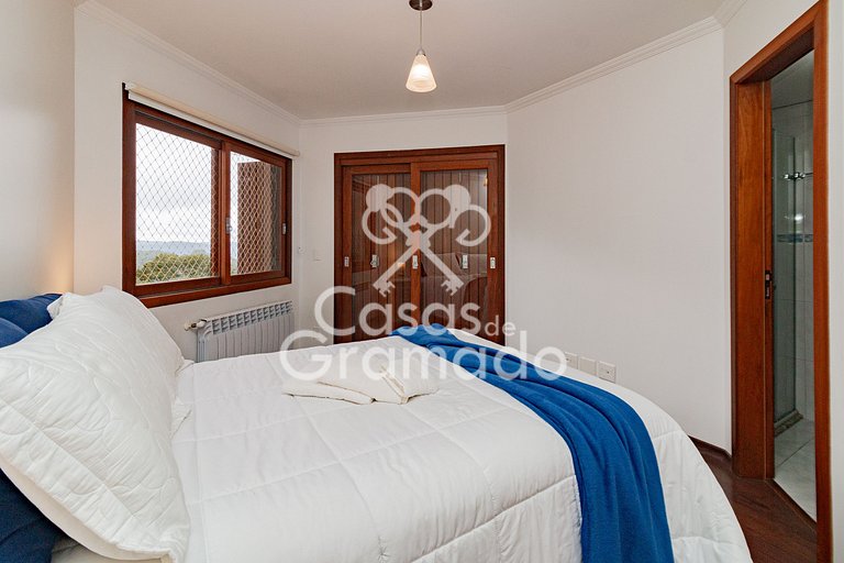 Apartamento 02 suítes, Vista Panorâmica para o Vale - 02 vag