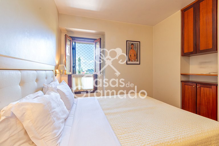 Completo 2 Suítes no Wish Resort no Centro