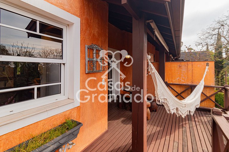 Casa à venda no Residencial Edimburgo | Charme germânico em