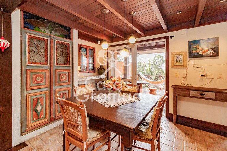 Casa Charme e Conforto com 3 Quartos