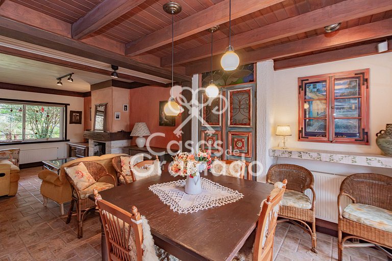 Casa Charme e Conforto com 3 Quartos