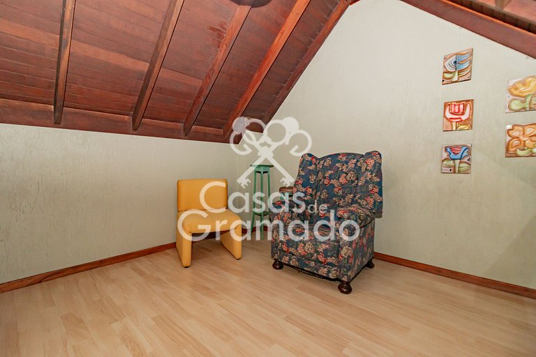 Casa à venda no Residencial Edimburgo | Charme germânico em